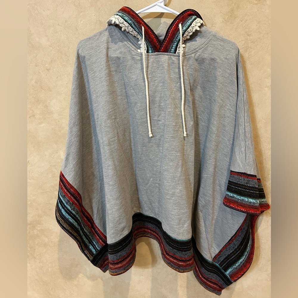 Altar’s State Gray Hooded Poncho with Multicolor Trim xs/s